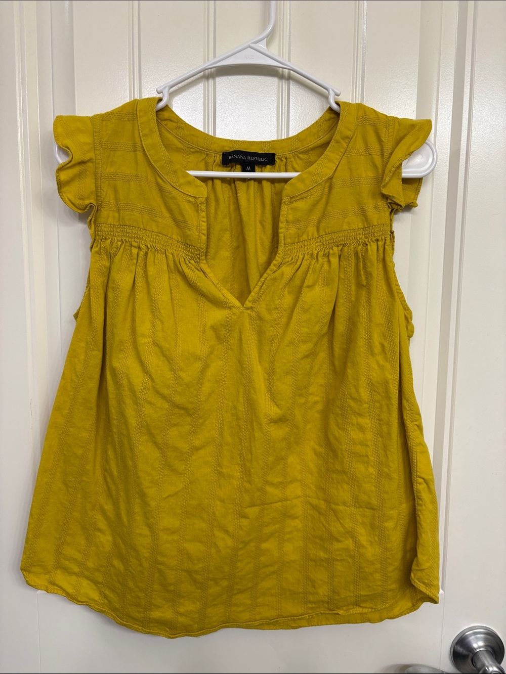 Banana Republic Mustard‎ Flutter Sleeve V-Neck Shirt Blouse